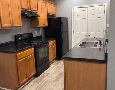 549 Maggie Lane - Photo Thumbnail 2