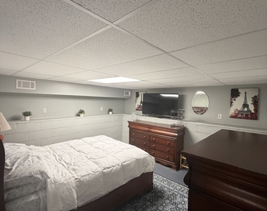 110 Powder Springs Street - Photo Thumbnail 12