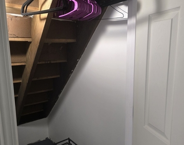110 Powder Springs Street - Photo Thumbnail 16