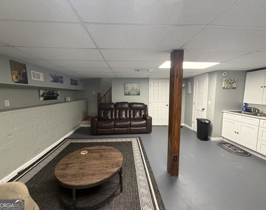 110 Powder Springs Street - Photo Thumbnail 8
