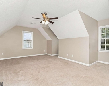 318 Magnolia Drive - Photo Thumbnail 9