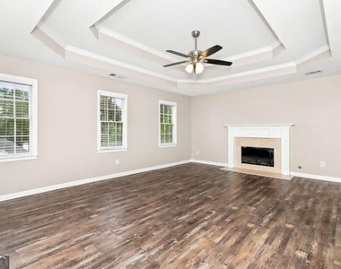 318 Magnolia Drive - Photo Thumbnail 7