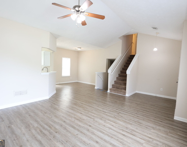 3044 Lake Park Trail - Photo Thumbnail 3