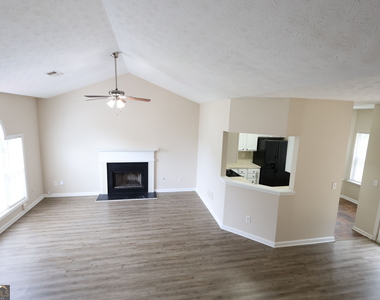 3044 Lake Park Trail - Photo Thumbnail 2