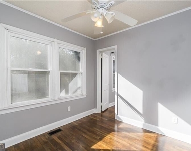 312 Phillips Drive Se - Photo Thumbnail 7