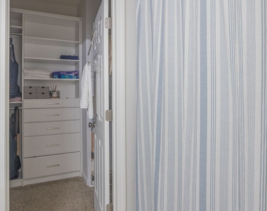1802 Willow Branch Lane - Photo Thumbnail 12