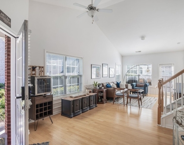 1802 Willow Branch Lane - Photo Thumbnail 2