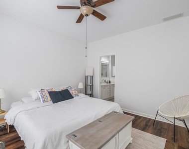 1802 Willow Branch Lane - Photo Thumbnail 6