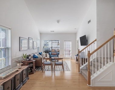 1802 Willow Branch Lane - Photo Thumbnail 3