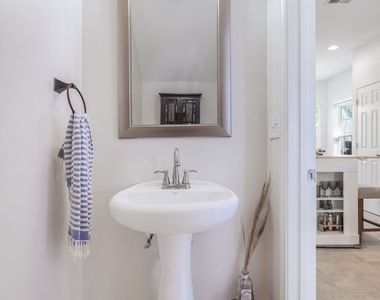 1802 Willow Branch Lane - Photo Thumbnail 19