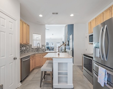 1802 Willow Branch Lane - Photo Thumbnail 16