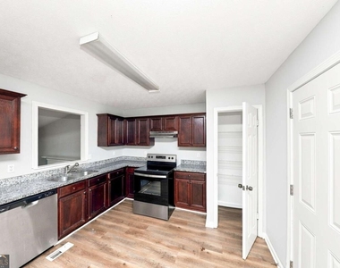 54 Dane Lane - Photo Thumbnail 3