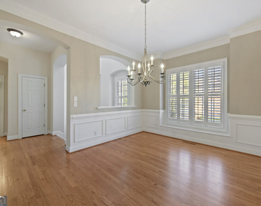 5826 Riverstone Circle - Photo Thumbnail 4