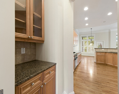 5826 Riverstone Circle - Photo Thumbnail 6