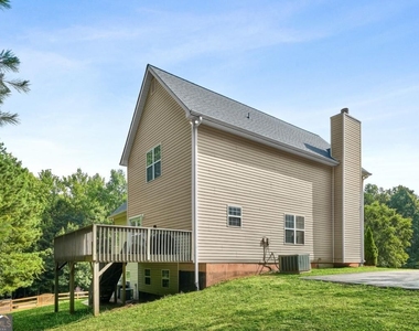 176 Oak Leaf Drive - Photo Thumbnail 29