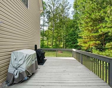 176 Oak Leaf Drive - Photo Thumbnail 25