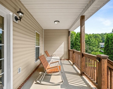 176 Oak Leaf Drive - Photo Thumbnail 27