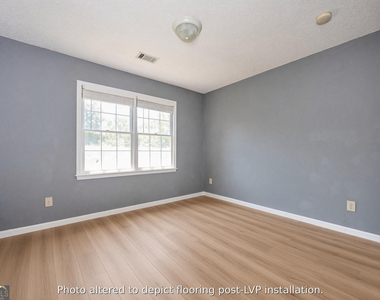 105 Celia Court - Photo Thumbnail 11