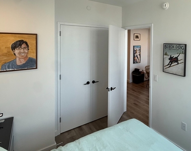 336 Douglass Street - Photo Thumbnail 6
