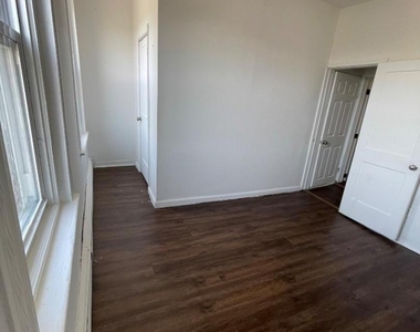 22 N Main St - Photo Thumbnail 3