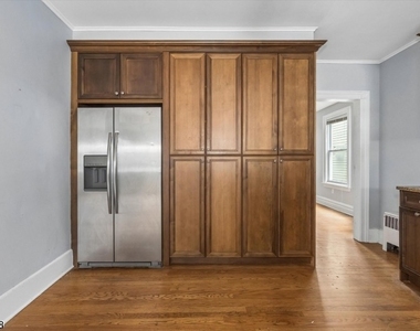 81 Main St - Photo Thumbnail 11