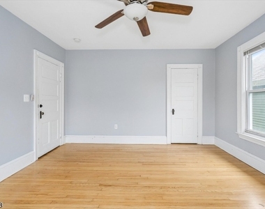 81 Main St - Photo Thumbnail 20