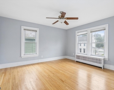81 Main St - Photo Thumbnail 21