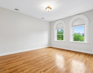 21 Union Pl Unit 3 - Photo Thumbnail 12