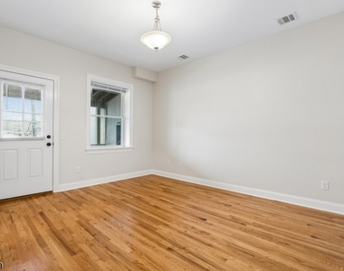 21 Union Pl Unit 3 - Photo Thumbnail 10