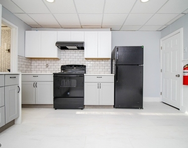 2 Baker Ave - Photo Thumbnail 4