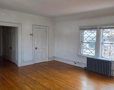 16 Elm St - Photo Thumbnail 1