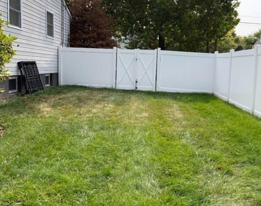 26 Winthrop Rd - Photo Thumbnail 22