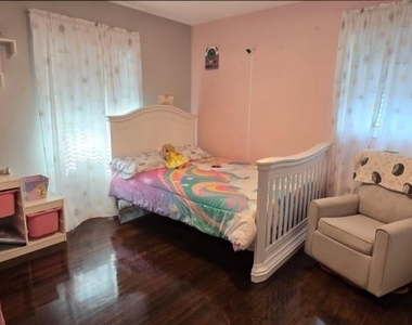 26 Winthrop Rd - Photo Thumbnail 13