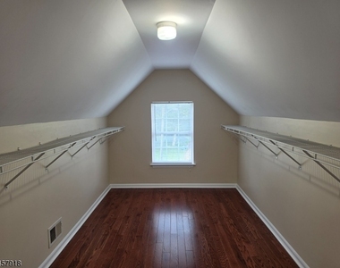 36 Wexford Way - Photo Thumbnail 16