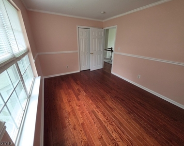 36 Wexford Way - Photo Thumbnail 21