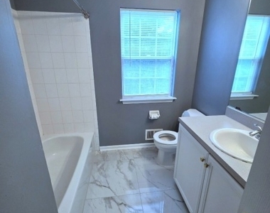 36 Wexford Way - Photo Thumbnail 17