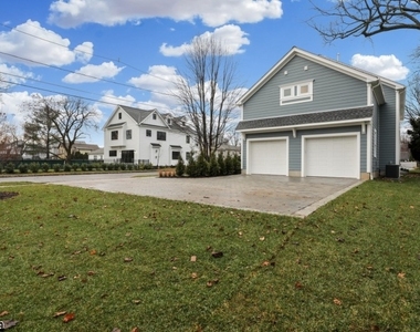 22 Lathrop Ave, Unit A - Photo Thumbnail 19