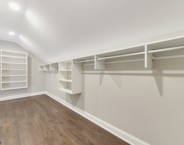 22 Lathrop Ave, Unit A - Photo Thumbnail 10