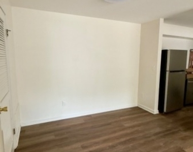 517 Waterford Dr - Photo Thumbnail 5