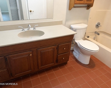 74 Northrup Drive - Photo Thumbnail 6