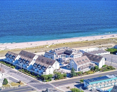 900 Ocean Avenue - Photo Thumbnail 36