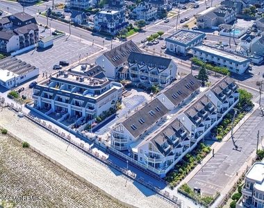 900 Ocean Avenue - Photo Thumbnail 32