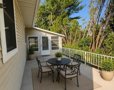 15 Saint Tropez Court - Photo Thumbnail 17