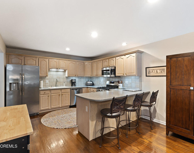 28 Hickory Lane - Photo Thumbnail 2