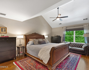 28 Hickory Lane - Photo Thumbnail 11