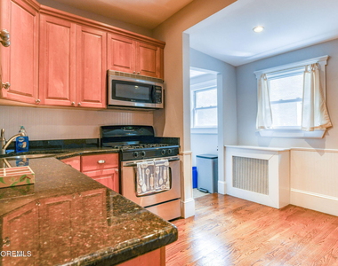 1205 Sunset Avenue - Photo Thumbnail 13