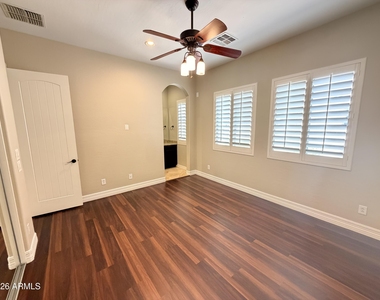 3952 E Expedition Way - Photo Thumbnail 40