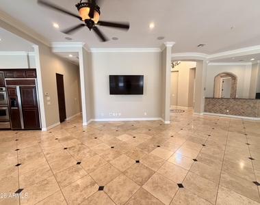 3952 E Expedition Way - Photo Thumbnail 22