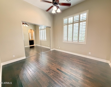 3952 E Expedition Way - Photo Thumbnail 34