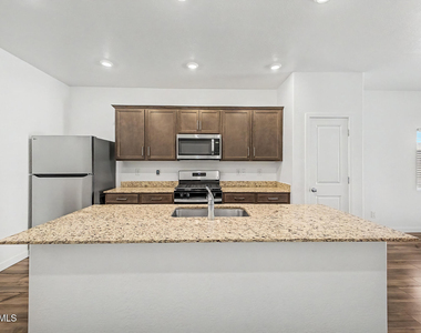 24564 W St Catherine Avenue - Photo Thumbnail 9